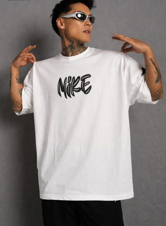 StyleVerse Nike Emobose
Printed Drop Shoulder